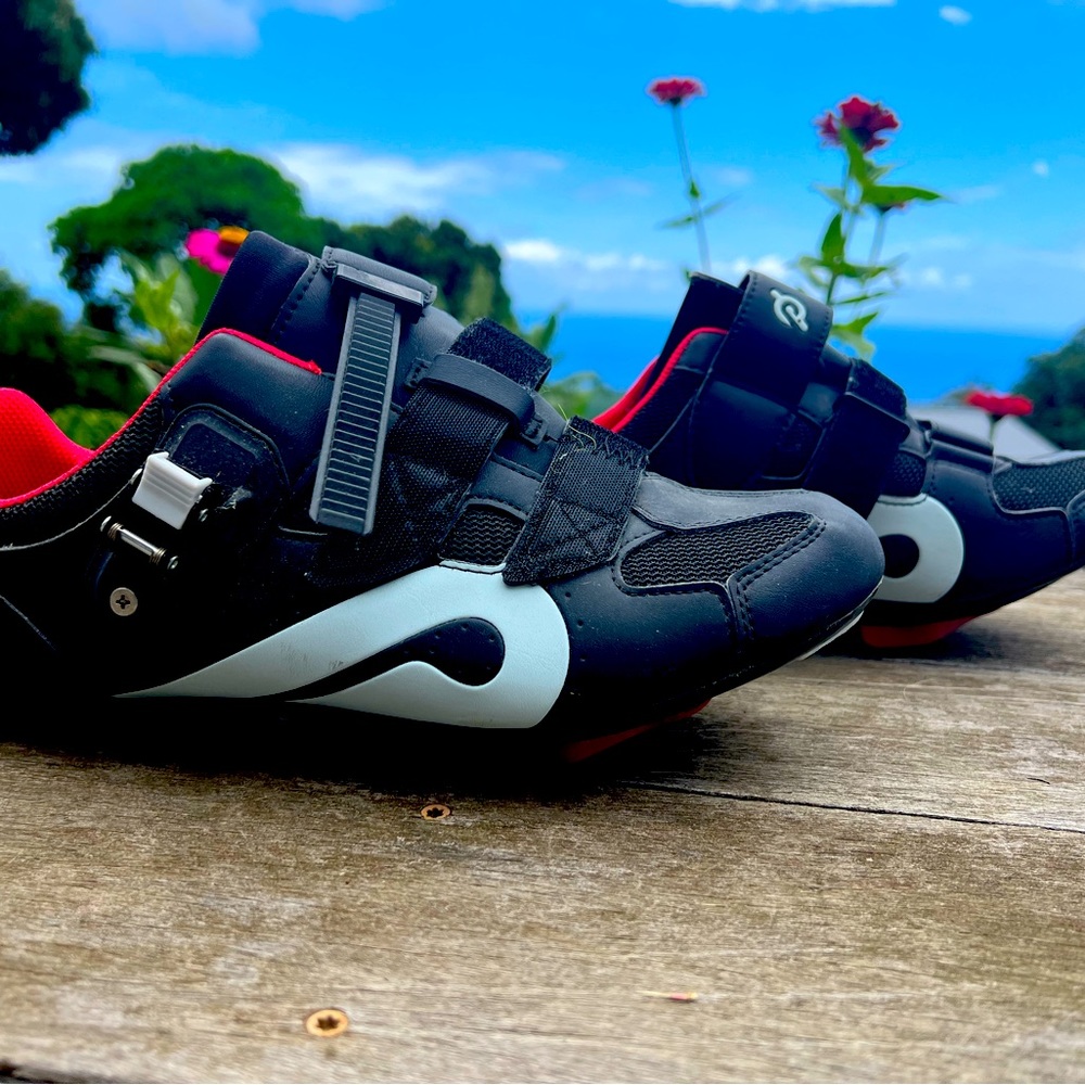 Peloton Riding Shoes - size 44 -10.5 men